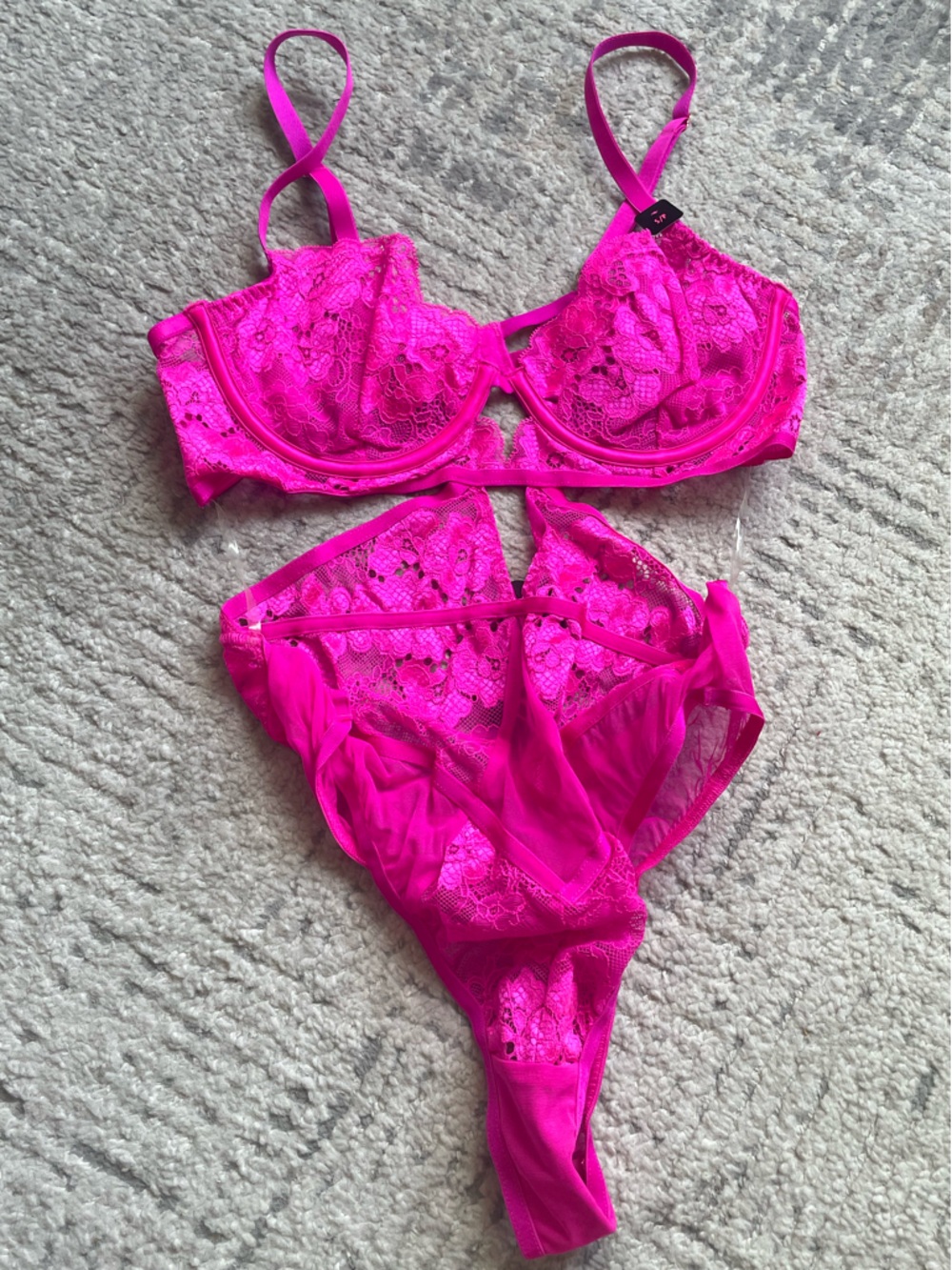 NWT La SENZA Bright Hot Pink Lace Bodysuit